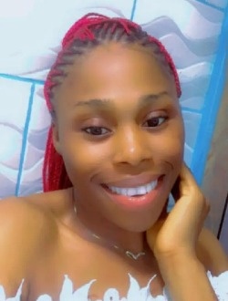 Rose's profile, a single 27-year-old a woman in Yaoundé