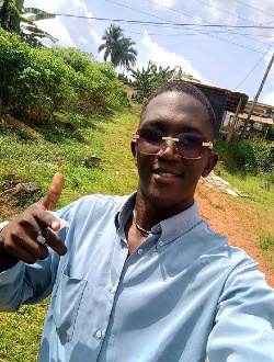 Max's profile, a single 26-year-old a man in Douala