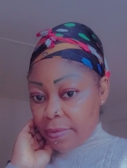Odiriane's profile, a single 27-year-old a woman in Saint-Étienne