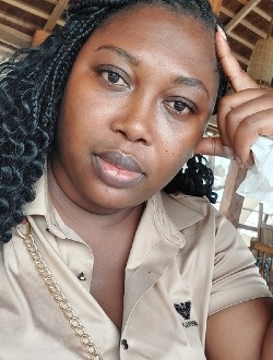 Claire Chouchou's profile, a single 34-year-old a woman in Lomé