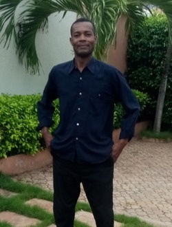 Max's profile, a single 42-year-old a man in Lomé