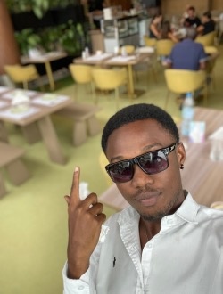 Lloween's profile, a single 24-year-old a man in Bouaké