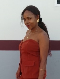 Odette's profile, a single 49-year-old a woman in Alakambato