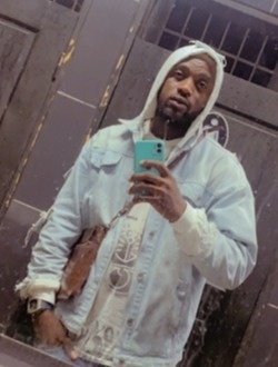 Ben's profile, a single 31-year-old a man in Douala