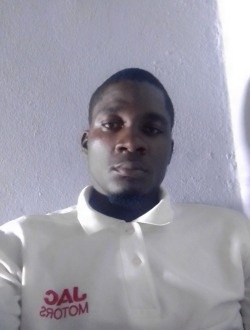Moussa's profile, a single 31-year-old a man in Dou-la-Poka