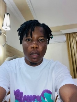 Raymond's profile, a single 35-year-old a man in Kalamazoo