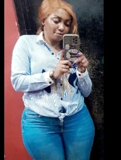 Aline's profile, a single 38-year-old a woman in Yaoundé