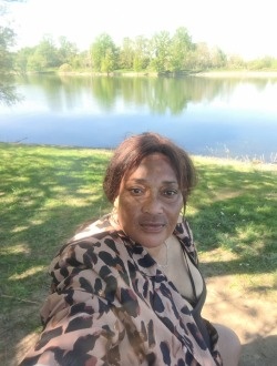Loulou's profile, a single 69-year-old a woman in Blois