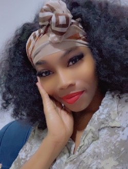 Edwarda's profile, a single 24-year-old a woman in Yaoundé