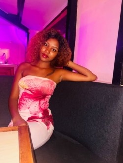 Noro's profile, a single 21-year-old a woman in Antsiranana