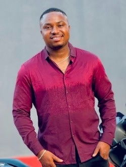Issa's profile, a single 26-year-old a man in Bobo-Dioulasso