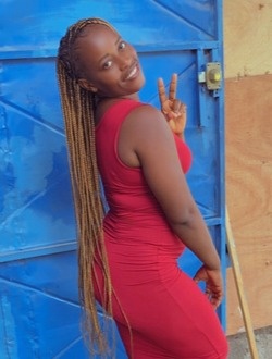 Daïna's profile, a single 26-year-old a woman in Douala