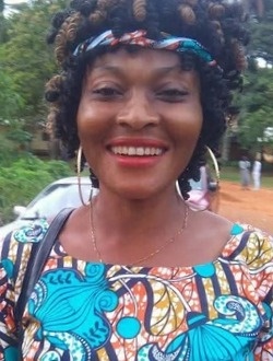 Khadija's profile, a single 48-year-old a woman in Douala