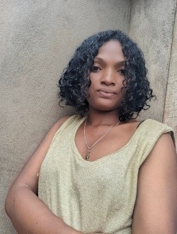 Nanou's profile, a single 33-year-old a woman in Abattoir
