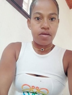 Francia's profile, a single 44-year-old a woman in Aborano