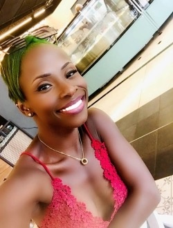 Raïa's profile, a single 27-year-old a woman in Abaga