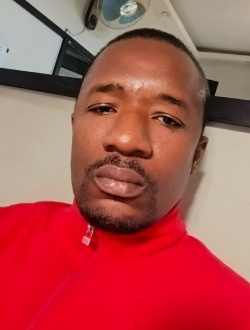Deo Gratias's profile, a single 41-year-old a man in Dakar