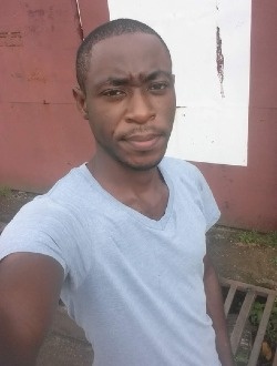 Arnold's profile, a single 29-year-old a man in Douala