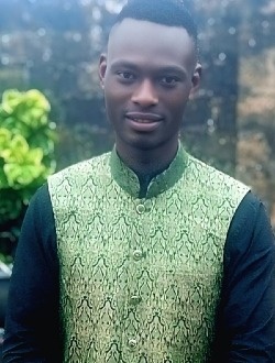 Chris's profile, a single 28-year-old a man in Airmont
