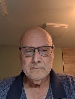 Gilbert's profile, a single 72-year-old a man in Laval