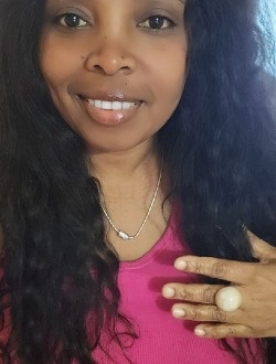Nanamada's profile, a single 38-year-old a woman in Akinganio