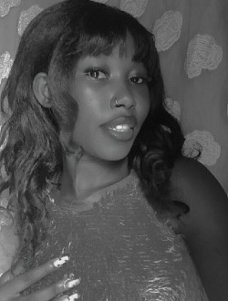 Sandy's profile, a single 20-year-old a woman in Yaoundé