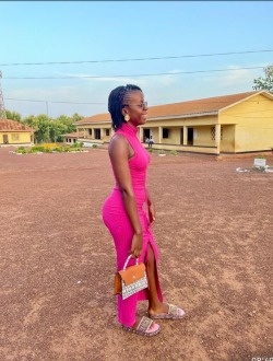 Adorée's profile, a single 22-year-old a woman in Bertoua