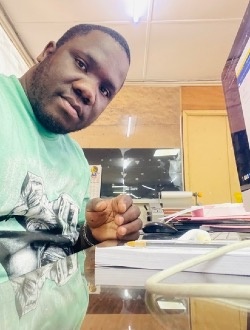 Ameth's profile, a single 37-year-old a man in Pikine
