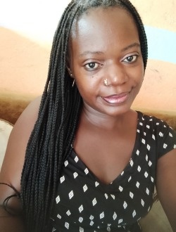 Queen's profile, a single 37-year-old a woman in Abaga