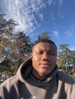 Kass's profile, a single 31-year-old a man in Rezé
