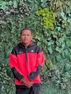 Jean's profile, a single 24-year-old a man in Antananarivokely