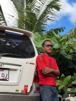 profile picture 0