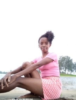 Annah's profile, a single 25-year-old a woman in 67 Ha
