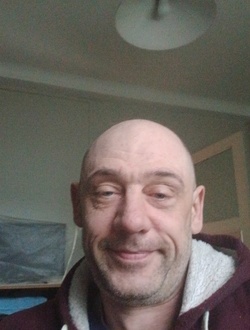 Yannick's profile, a single 46-year-old a man in Loos