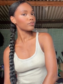 Nana's profile, a single 24-year-old a woman in Nosy-Be