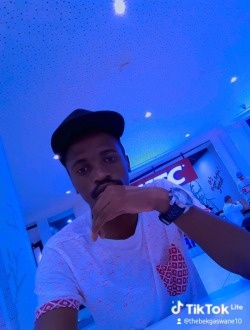 profile picture 0