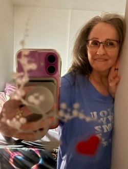 Marcelle's profile, a single 66-year-old a woman in Québec