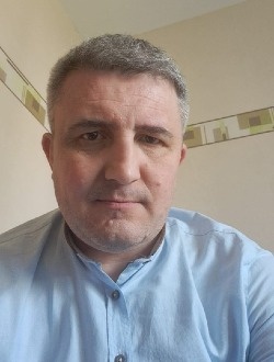 David's profile, a single 44-year-old a man in Clermont-Ferrand