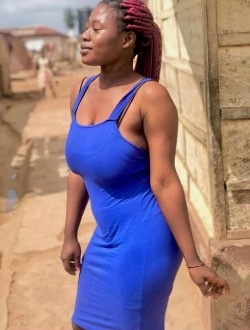 Cindy's profile, a single 32-year-old a woman in Accra
