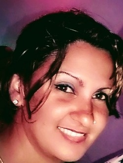 Liettis's profile, a single 36-year-old a woman in La Habana