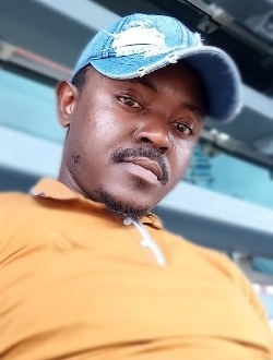 Yems's profile, a single 35-year-old a man in Vacoas