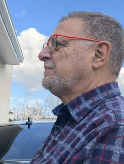 Pietro's profile, a single 69-year-old a man in Roquefort