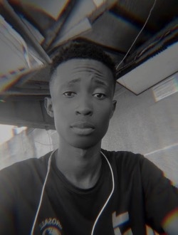 Daniel's profile, a single 21-year-old a man in Grand-Bassam