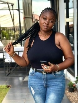 Dany's profile, a single 35-year-old a woman in Abagouré