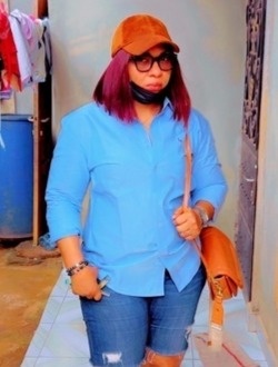 Edwige's profile, a single 35-year-old a woman in Abam