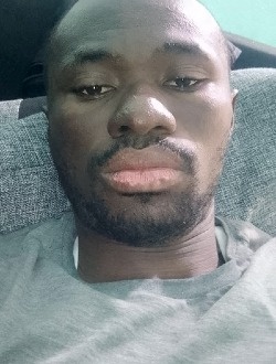 Bernard's profile, a single 36-year-old a man in Petit Abidjan-Youkou