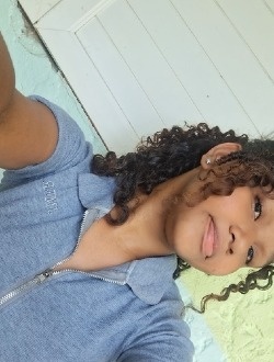 Layana's profile, a single 20-year-old a woman in Antsiranana