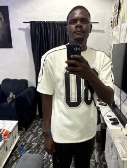 Blessing Moses's profile, a single 28-year-old a man in Dallas