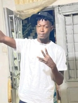 Bourama's profile, a single 23-year-old a man in Libreville