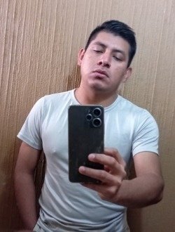 Manuel's profile, a single 29-year-old a man in Veracruz